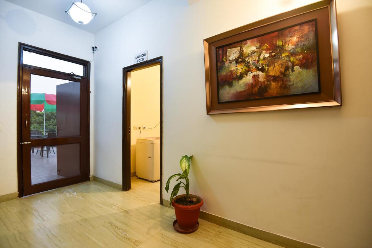 Bedchambers Serviced Apartments, Sushant Lok 古尔冈 外观 照片