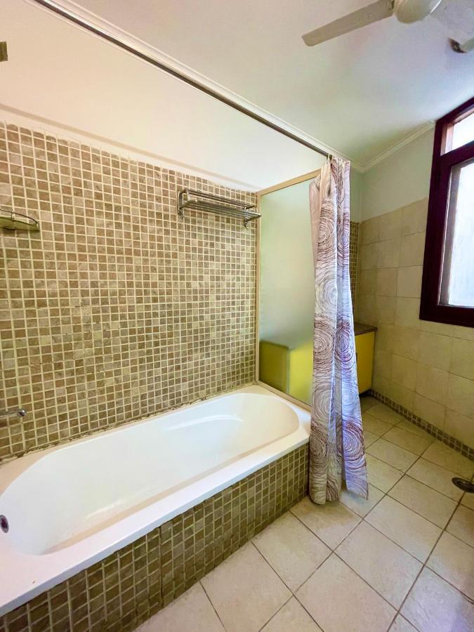 Bedchambers Serviced Apartments, Sushant Lok 古尔冈 外观 照片
