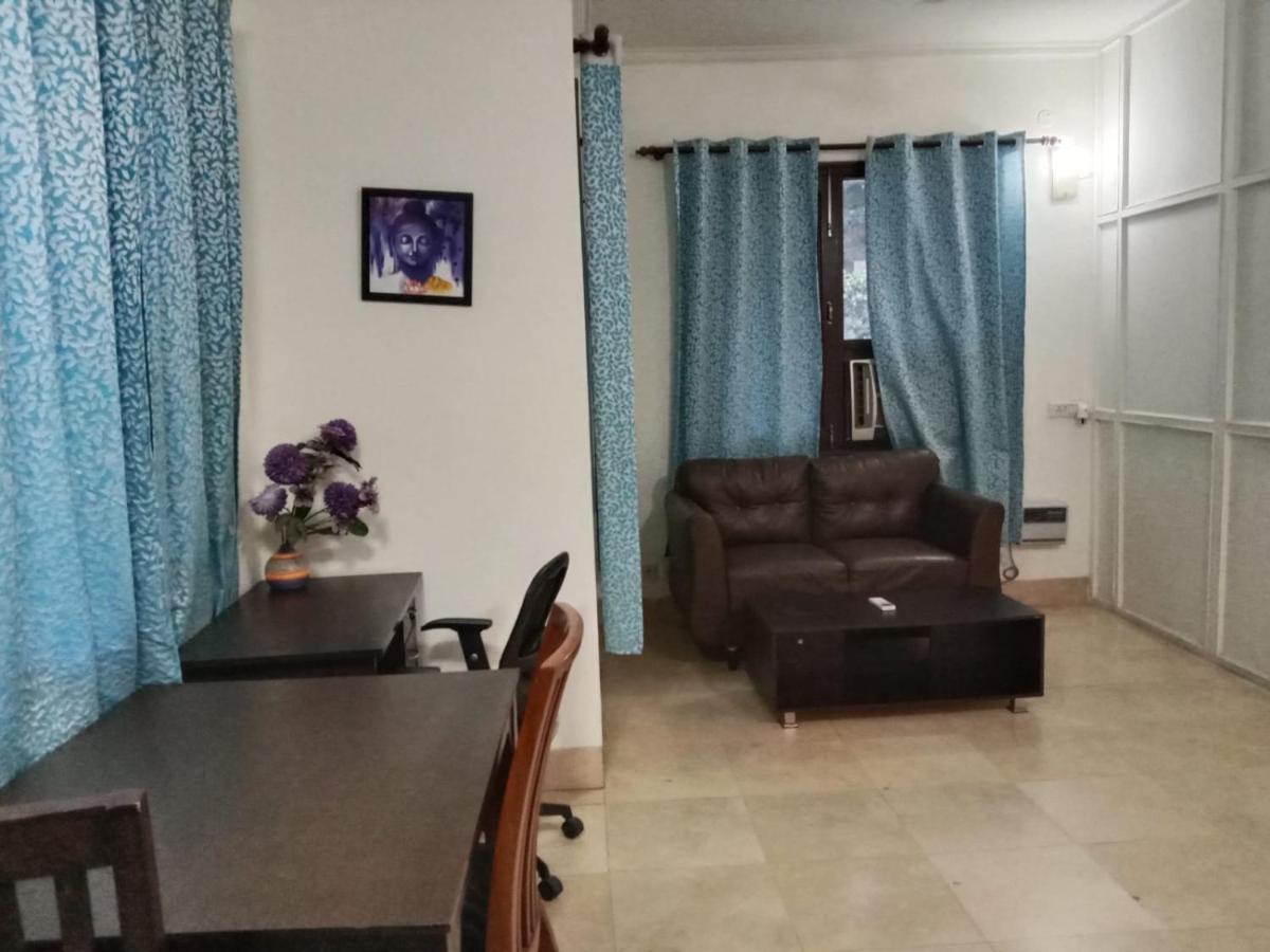 Bedchambers Serviced Apartments, Sushant Lok 古尔冈 外观 照片